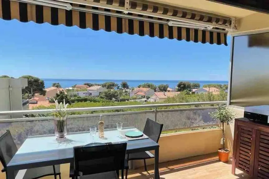 Apartment Appartement 2 Chambres Terrasse Vue Mer Carry-le-Rouet France